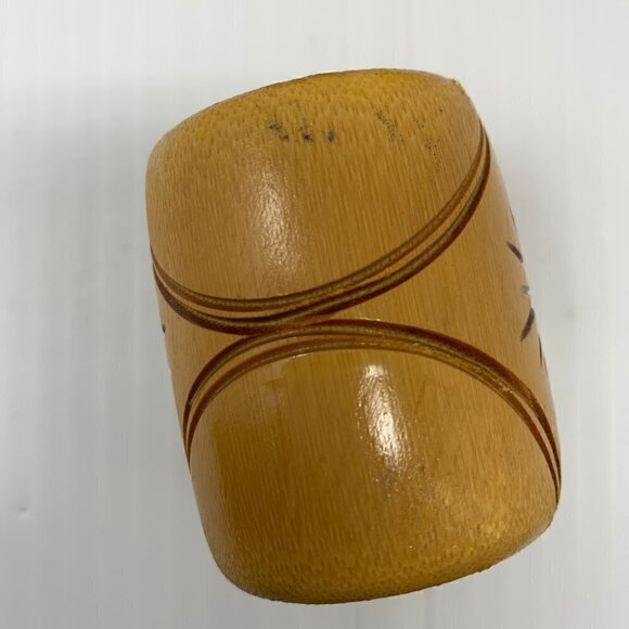 Bamboo Napkin Rings Etched Star Set of Six Vintage Wood Tableware Serving - Picture 6 of 9